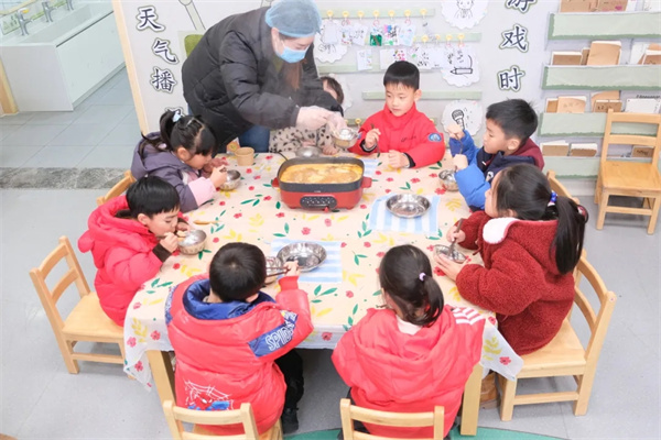 ѧ˼�׶�԰�ȱ���Ԫ����������ͯ��