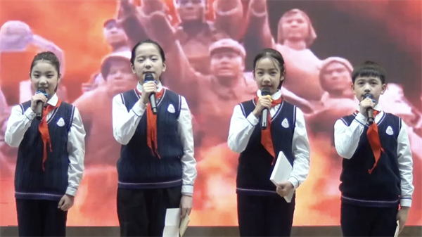 ������У԰���˼ҽ�Сѧ���Ķ�+��������ɳ�֮·