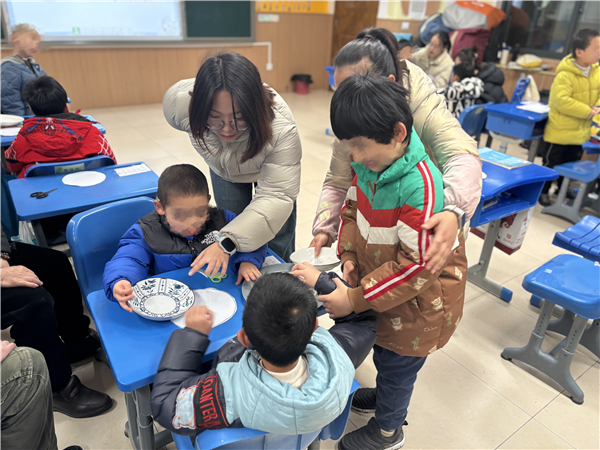 ��ĩ���˿Σ�������У�½�ʦ�����ɳ����