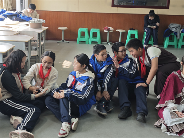 ��Խɽ�� ʵʱ���� ������ѧ��Ī˹��21�����ۺ�ѧУ����Ϸ�罻������