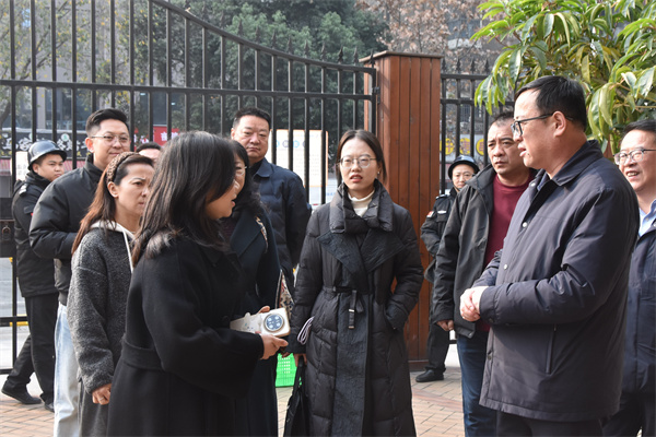 �ɶ��������԰ӭ�����н�������ѧϰ����԰�ι۽���