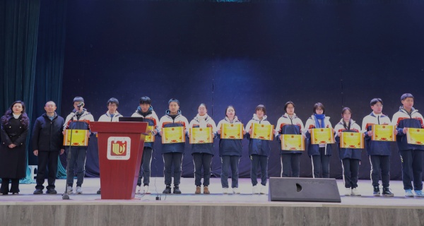 ��ɽһ�У�������������������̽���