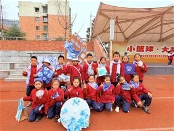 ѧ�ƴ������̵㣡�ɶ��ո�ʵ��ѧУ��ѧ������ɳ����