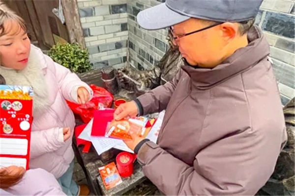 ����ѭ�� ����Ѱ������������ѧУ�����Ʋ������Ļ�Ѭ��֮��Բ����Ļ