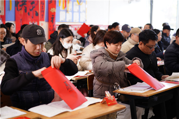 从“说学习”到“发现成长”—— 青羊实验附小家校共育节,让每一份努力都被看见