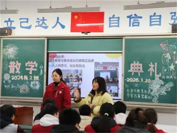 ���ϲƾ���ѧ����ʵ����ѧ�ٿ���ĩ�ҳ���