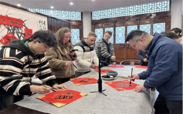 �ԡ�����Ϊý����Ϫ���鷨��Э�ᴫ���´�����ף��