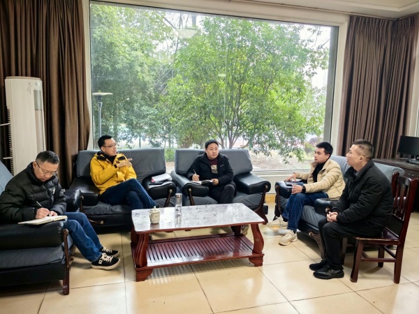 ������������쵼������ɽ�лݵ��ۺϸ߼���ѧ��չ��ĩ����