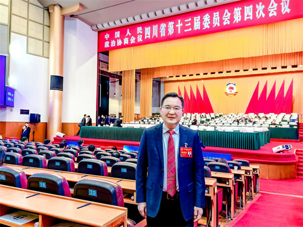 ʡ��ЭίԱ���Ǻ�Ϊ�Ĵ��ײ� ʵʩ�ִ�����ҵԾ������