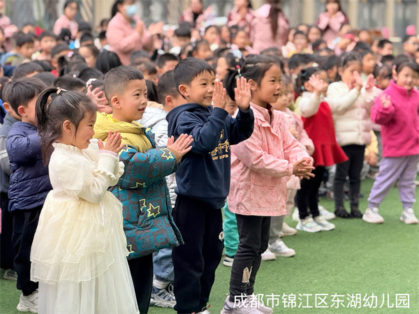 赴一场春日之约,东湖幼儿园开学典礼童趣满满!