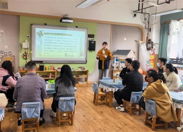 ����Լ�����³̣������׶�԰��԰Я�ֹ����ɳ�