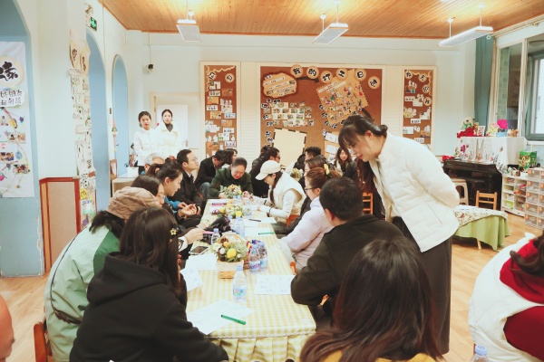 春日赴约,共话成长 乐山市机关幼儿园举行2026年春季家长沙龙活动