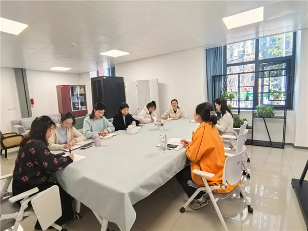 以爱为帆启新程!怡心骑龙幼儿园静待萌娃踏春归来