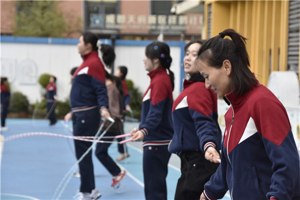 Ȥζ���֣������Ϸ֣���׶��ֽ�ְ��Ȥζ�˶��ᳬȼ����