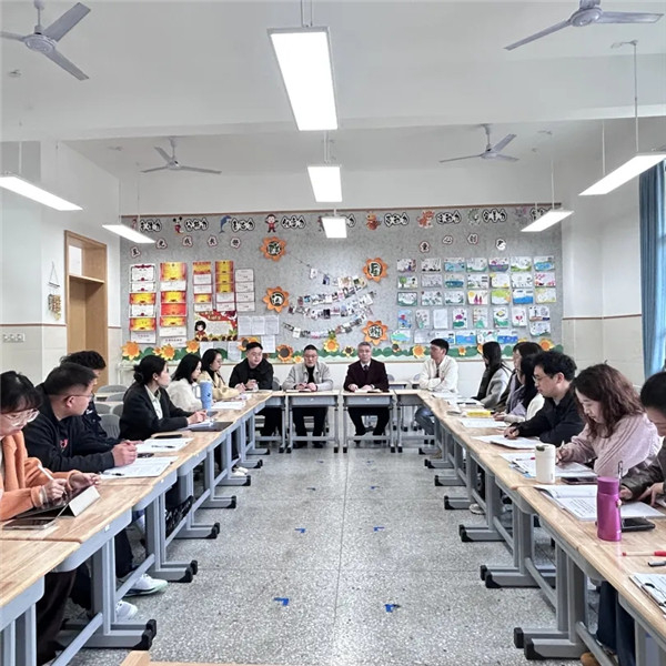 ��ʮ�ı��������ǻ۽��죬�Ž��³�Сѧ�ⳡ��������ṻ����ȡ�