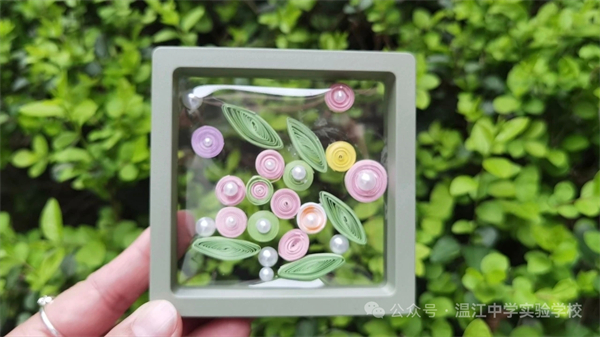 ���˽ڣ��½���ѧʵ��ѧУŮ��ʦ��ָ�⡰���ˡ���������