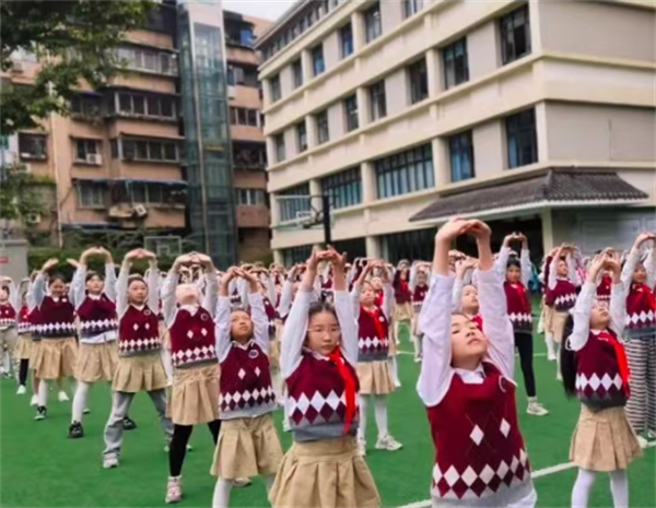 ����Сѧʦ���԰˶ν�ǿ�����ǣ�����ҽҩ�Ļ���������