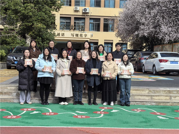 ��������ɣ���ʦ��С��������������