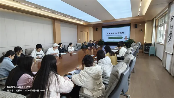 �����ٽ̡����д��ܣ�������ѧ���С��������̡���ѵ��