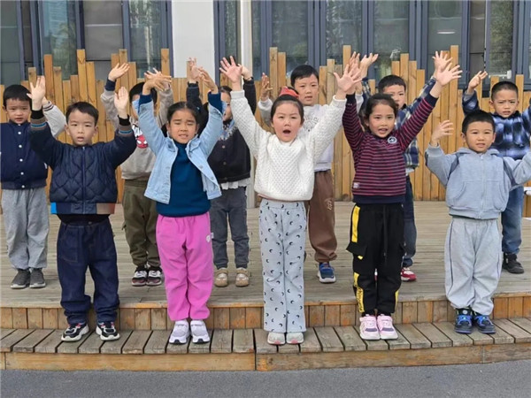 ͯ�Ļ��� ����ͬ�� ���ͳ��׶�԰���ޡ����֡�����