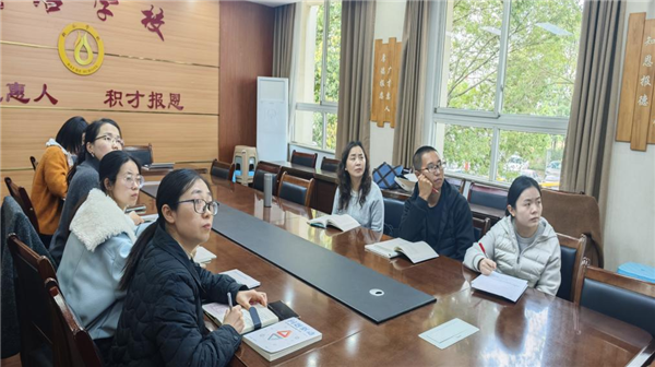 ��Դ̽�£����޻���ʦ����������ѧ˼ά�ڡ��������н���