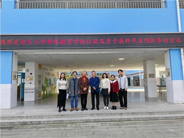 У��Я�ִ����飬�½���У����ɽ��У��̽����·��