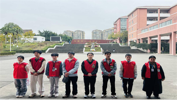 ����ְ��ѧ��־Ը�ߺ����׷澫�����������ȷ�